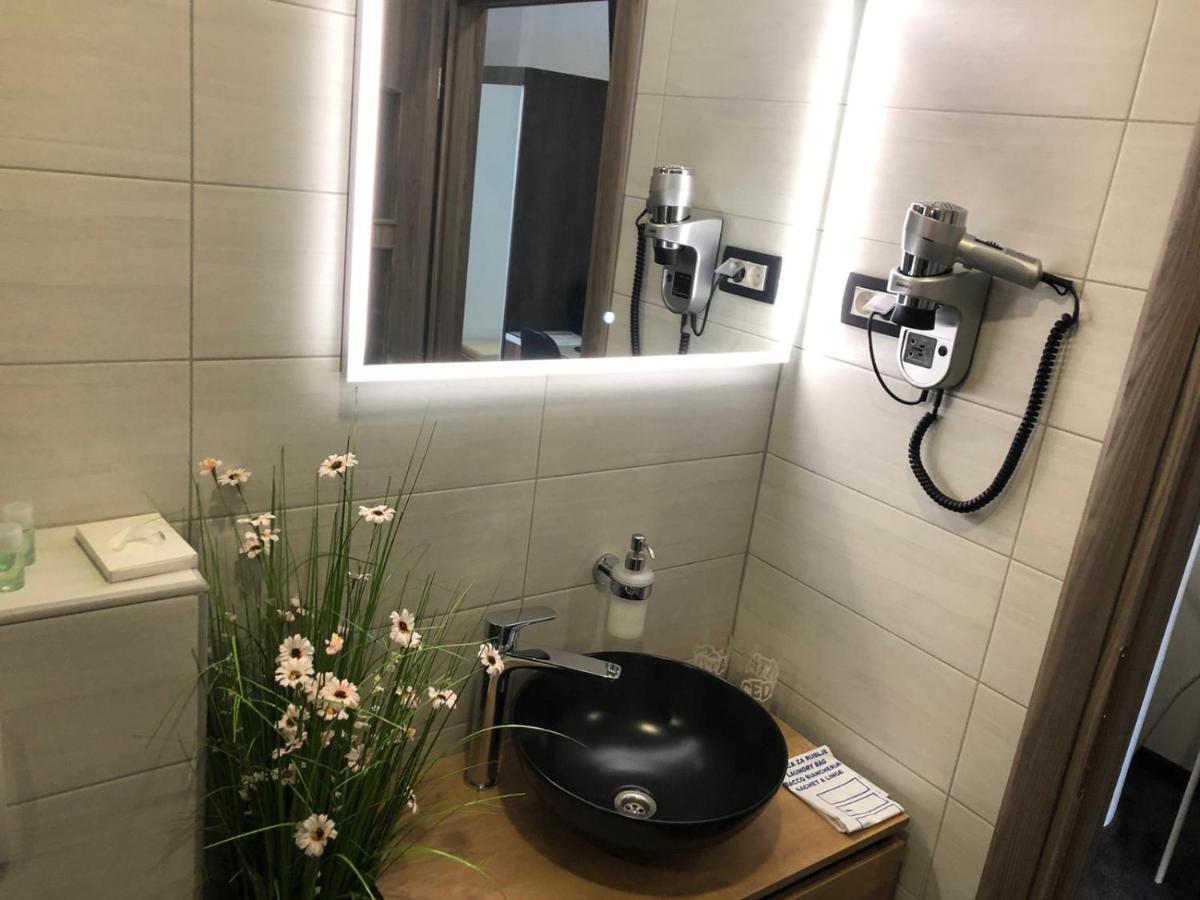 Luxury Rooms Lira Ogulin Zewnętrze zdjęcie